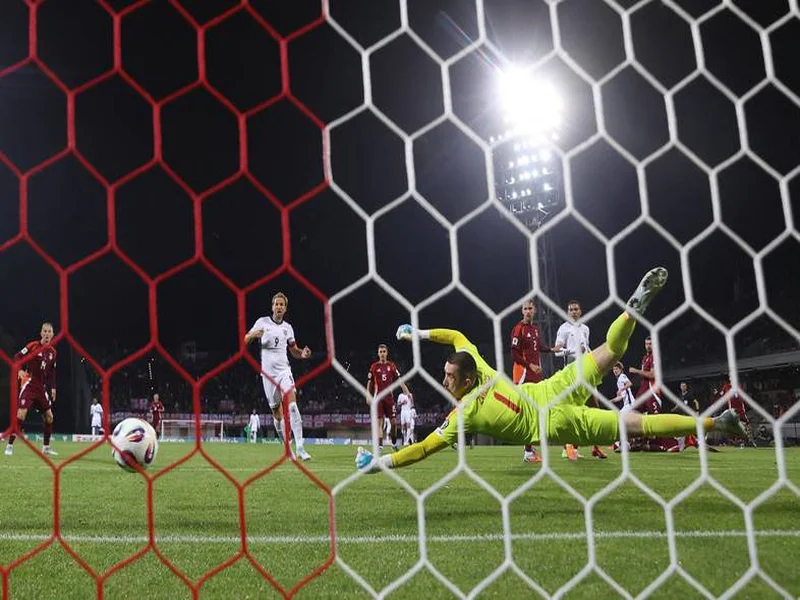 英超在2026年初迎来了两位备受瞩目的本土新帅